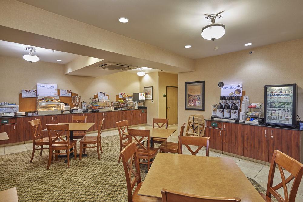 La Quinta Inn & Suites By Wyndham Springfield Esterno foto