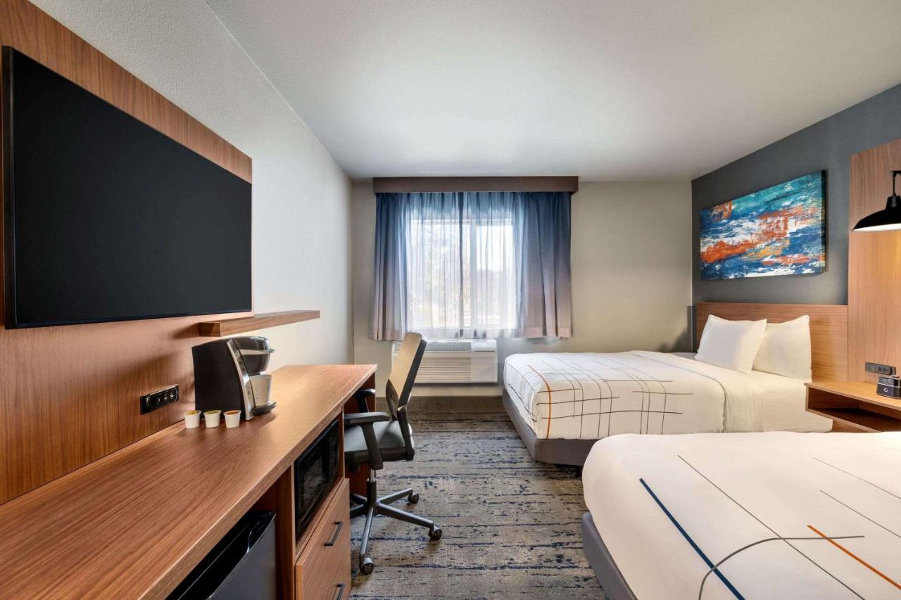 La Quinta Inn & Suites By Wyndham Springfield Esterno foto