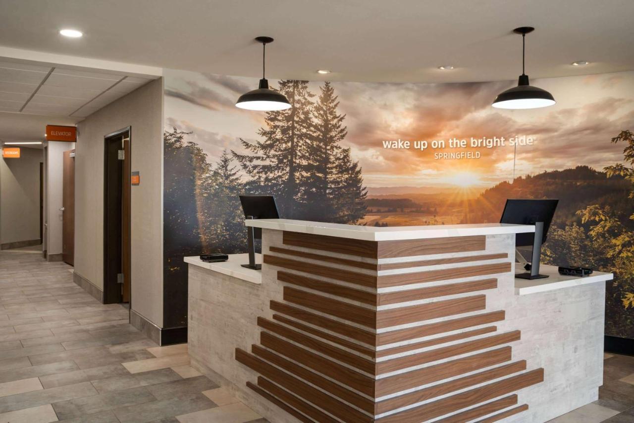 La Quinta Inn & Suites By Wyndham Springfield Esterno foto