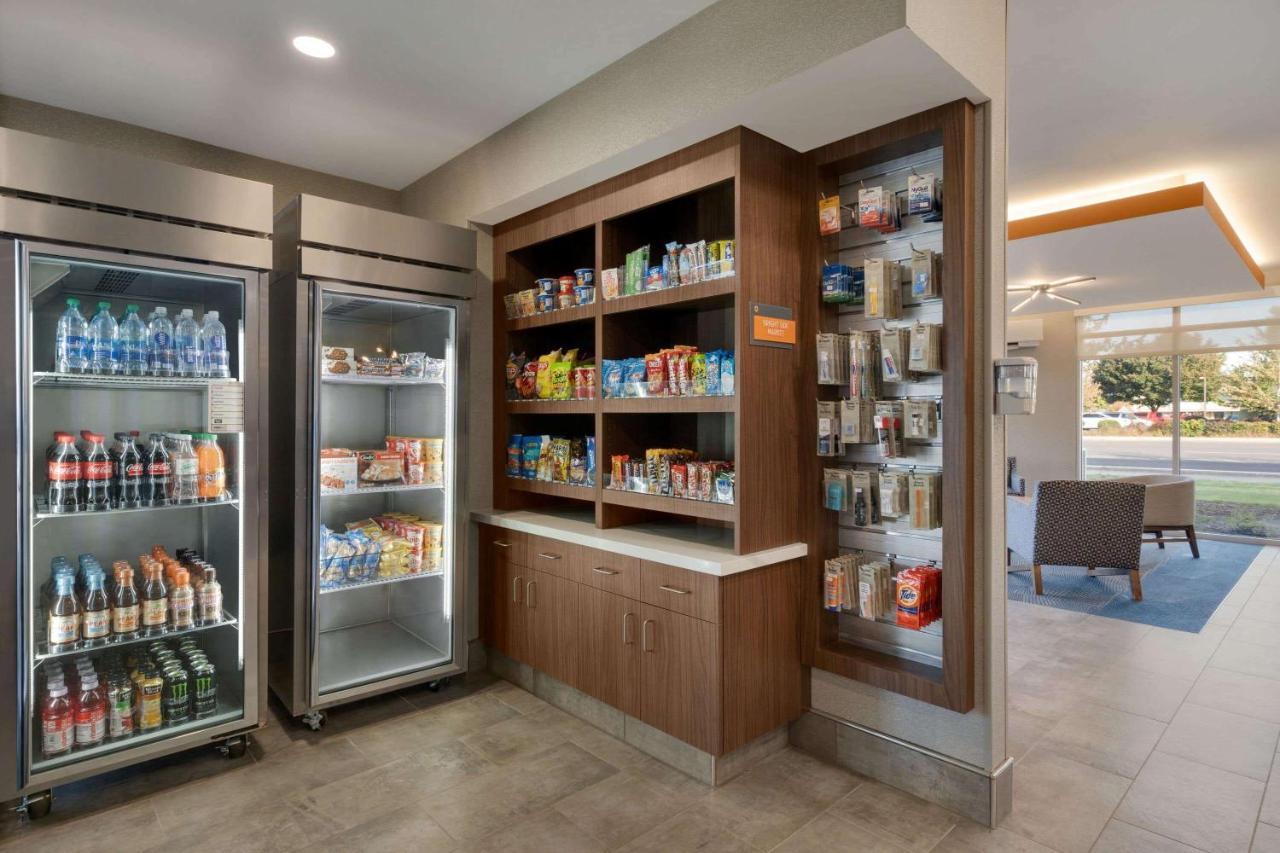 La Quinta Inn & Suites By Wyndham Springfield Esterno foto