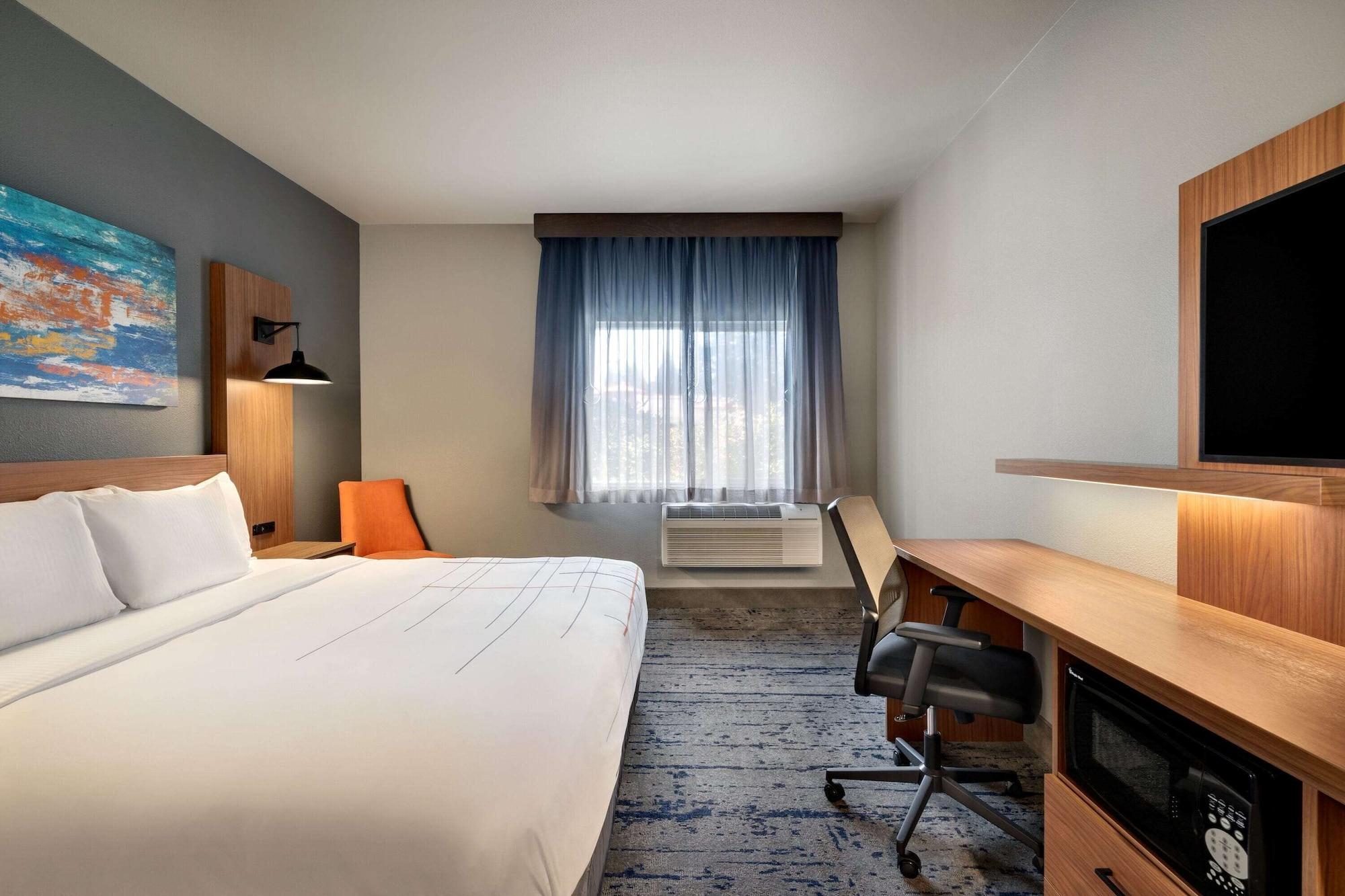 La Quinta Inn & Suites By Wyndham Springfield Esterno foto
