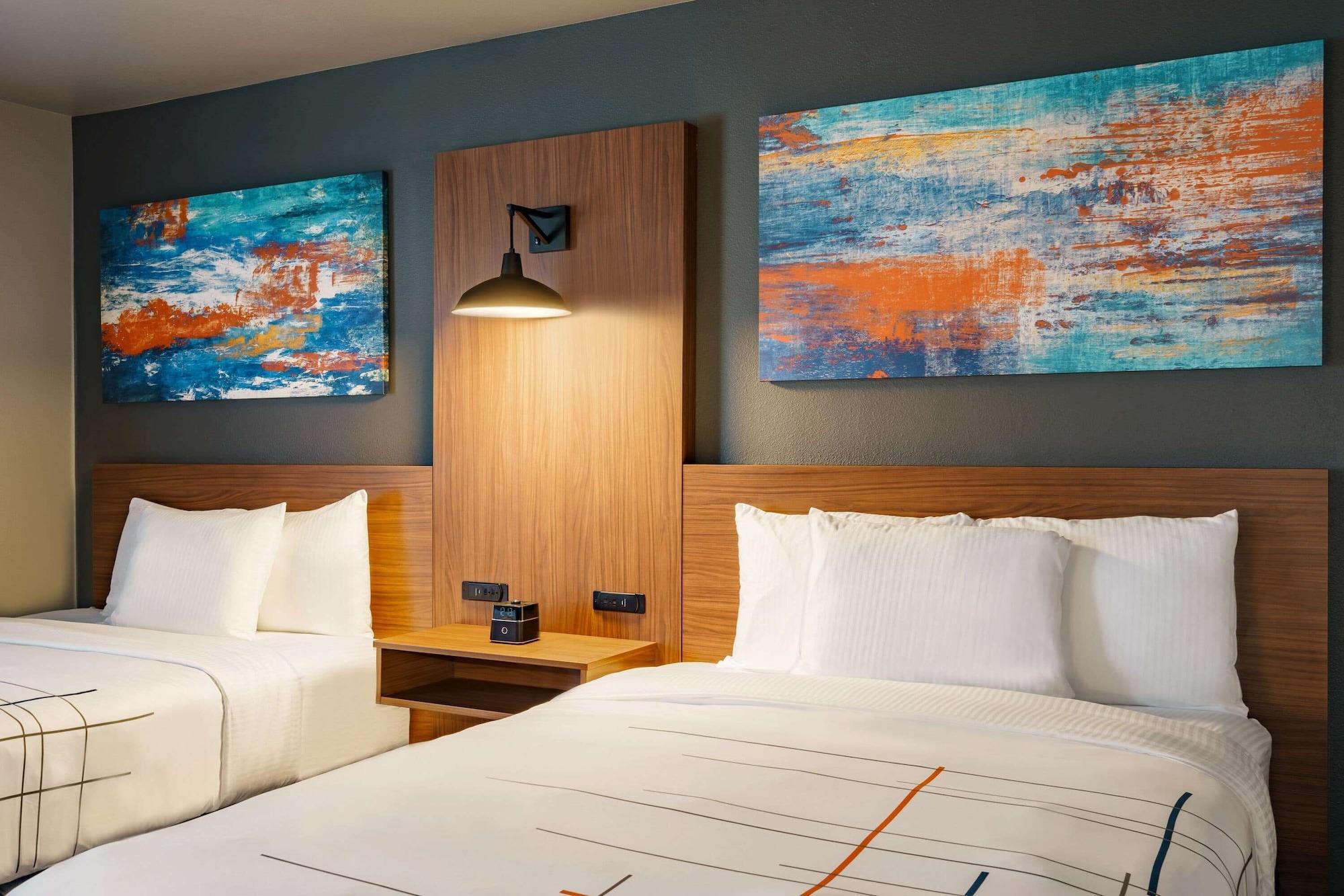La Quinta Inn & Suites By Wyndham Springfield Esterno foto